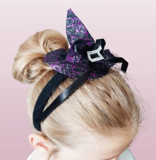 OPASKA Z CZARNO-FIOLETOWYM KAPELUSZEM CZAROWNICY HALLOWEEN