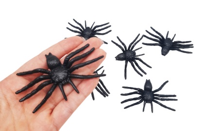 SZTUCZNE PAJĄKI DEKORACJA NA HALLOWEEN 6szt.