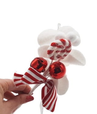 BIAŁA GAŁĄZKA DEKORACYJNA ŚWIĄTECZNA Z OZDOBAMI 25cm