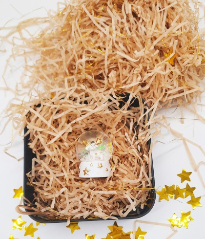 WYPEŁNIENIE DO PUDEŁEK BEŻOWE DO PREZENTÓW PAPIEROWA RAFFIA