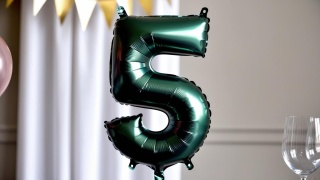 BALON CYFRA 5 ZIELONA DUŻA 86cm BUTELKOWA ZIELEŃ MAT