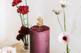 ZŁOTA ŚWIECZKA URODZINOWA CYFERKA 3 ELEGANCKA ŚWIECZKA 4,5cm