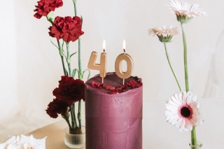 ZŁOTA ŚWIECZKA URODZINOWA CYFERKA 4 ELEGANCKA ŚWIECZKA 4,5cm