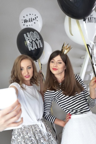 PAPIEROWE KORONY ZŁOTE 3szt. LUSTRZANE