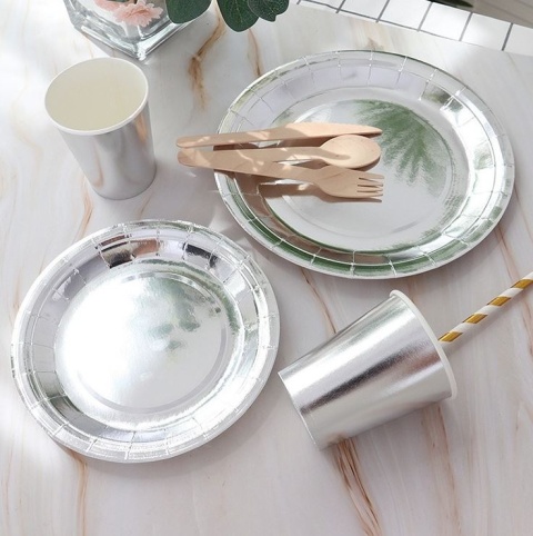 KUBECZKI PAPIEROWE SREBRNE 6szt. KUBECZKI JEDNORAZOWE 220ml