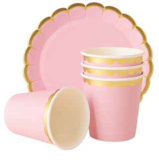 TALERZYKI I KUBECZKI RÓŻOWE Z FALBANKĄ ZESTAW DLA 6os.