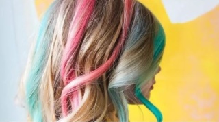 RÓŻOWA KREDA DO WŁOSÓW ZMYWALNA