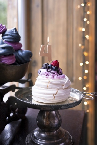 ŚWIECZKA URODZINOWA CYFRA 4 RÓŻOWE ZŁOTO 4,5cm ELEGANCKA ŚWIECZKA