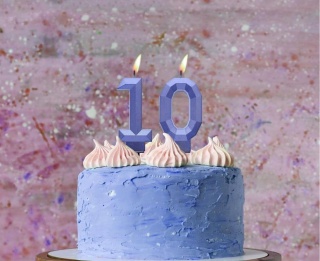 ŚWIECZKA CYFRA 1 NIEBIESKA 7,5cm METALICZNY GRANAT OMBRE