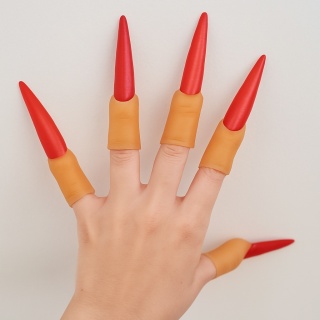 SZTUCZNE PALCE Z CZERWONYMI PAZURAMI NAKŁADKI SZPONY